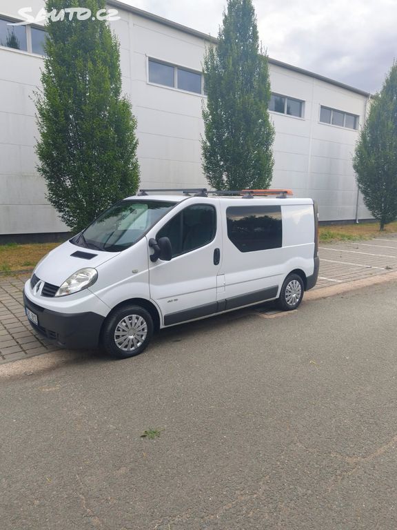 Renault Trafic, 2.0 DCI,6 míst,NOVÉ V ČR,DPH